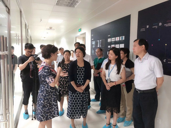 无锡市副市长刘霞点赞量子云影视云平台