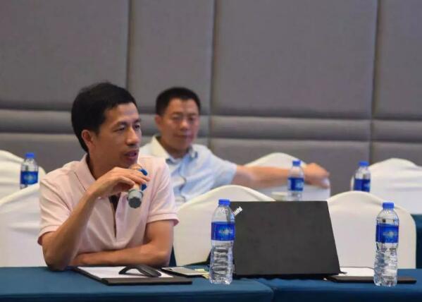 立達信承辦的全國照明電器標準化技術委員會換屆大會暨《教室照明標準》審查會在廈召開