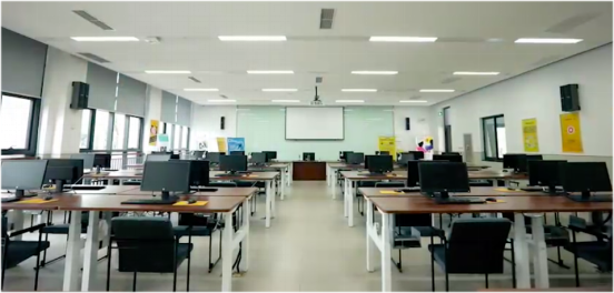 寧波大學：信息技術與教學深度融合，從銳捷云桌面開始