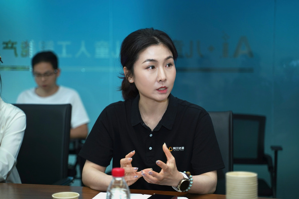 歡迎“新”朋友! 新加坡華僑中學校長李白彬一行來訪淘云科技