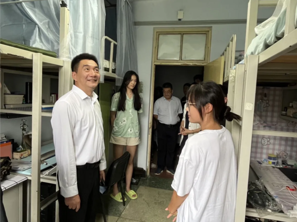 吉林大學體育學院迎接2023級本科生