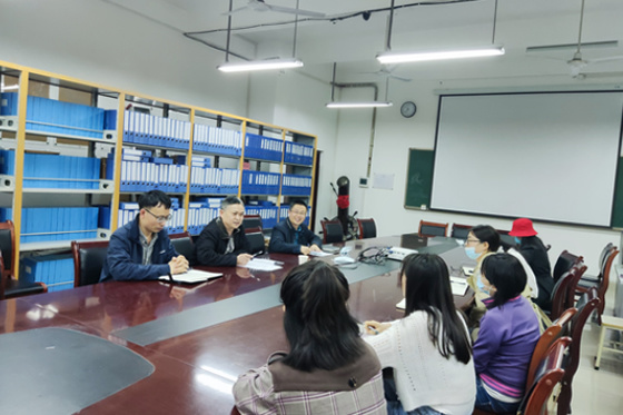 阿壩師范學院黨委組織部深入數學學院開展基層黨建工作專項調研