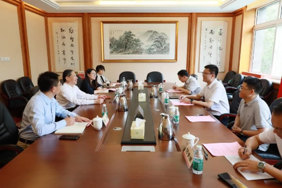 甘肅民族師范學院黨委副書記、校長貢力在中央民族大學開展學習調研