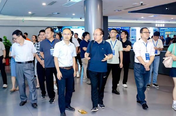蘭州石化職業技術大學副校長劉興勤帶隊參加2024年石油和化工職業教育高質量發展大會暨全國石化職業教育教
