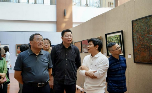 豫章文華——江西省2024年小幅漆畫作品展開幕式在豫章師范學院舉行
