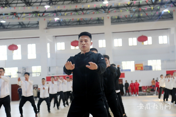 安徽颍上县举行体育教师教学技能展演活动