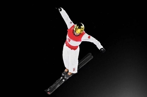 “專業運動+高端時尚”，FILA斐樂用實力助攻運動員逐夢冰雪