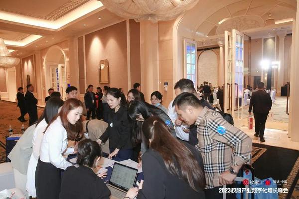 数只经营，重构增长|2023校服产业数字化增长峰会圆满收官！