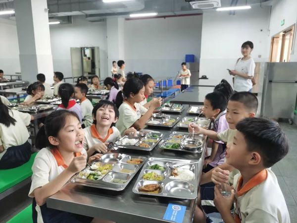 佛山暑期校內托管再度開啟