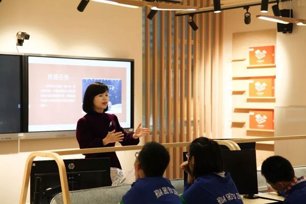 華南師范大學附屬中學STEAM創客教室第一課