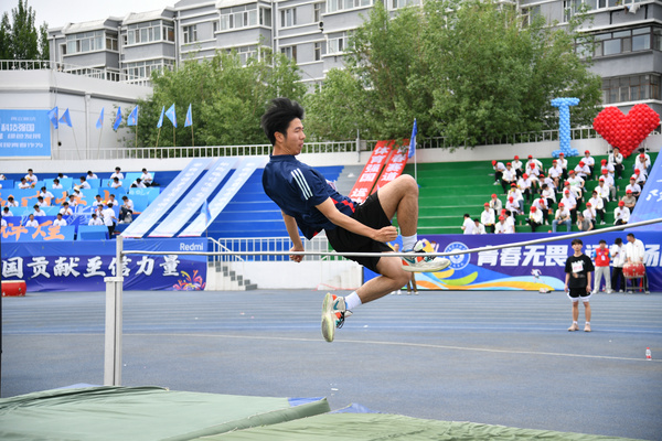 哈爾濱工程大學第47屆田徑運動會舉行