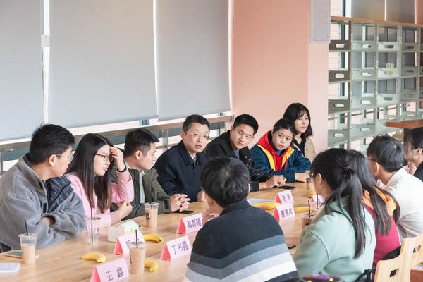 上海海事大學舉辦第三期“校長有約”午餐座談會