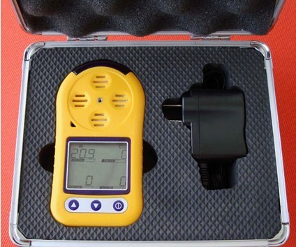 便携式多种气体检测仪，手持式多种气体测定仪