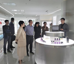 昆明学院马银海副校长携数学学院、物科学院、农生学院赴昆明市高新区访企拓岗