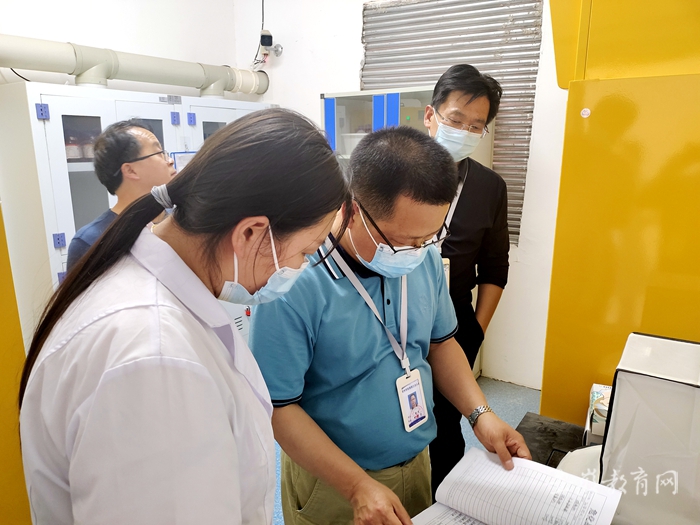 亳州学院开展实验室安全工作专项大检查
